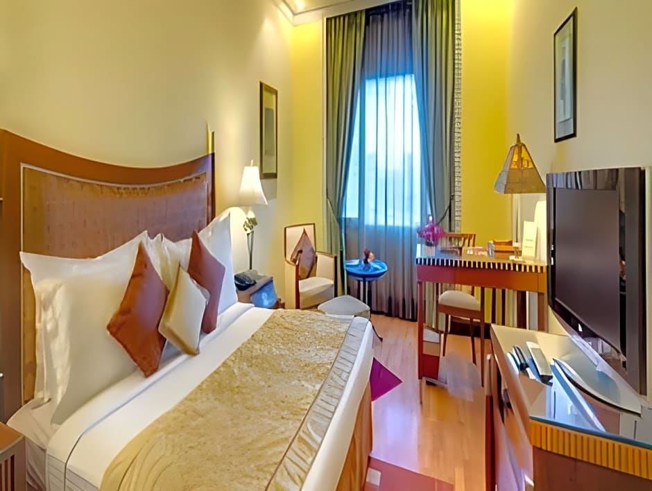 Hotel Hindusthan International Kolkata