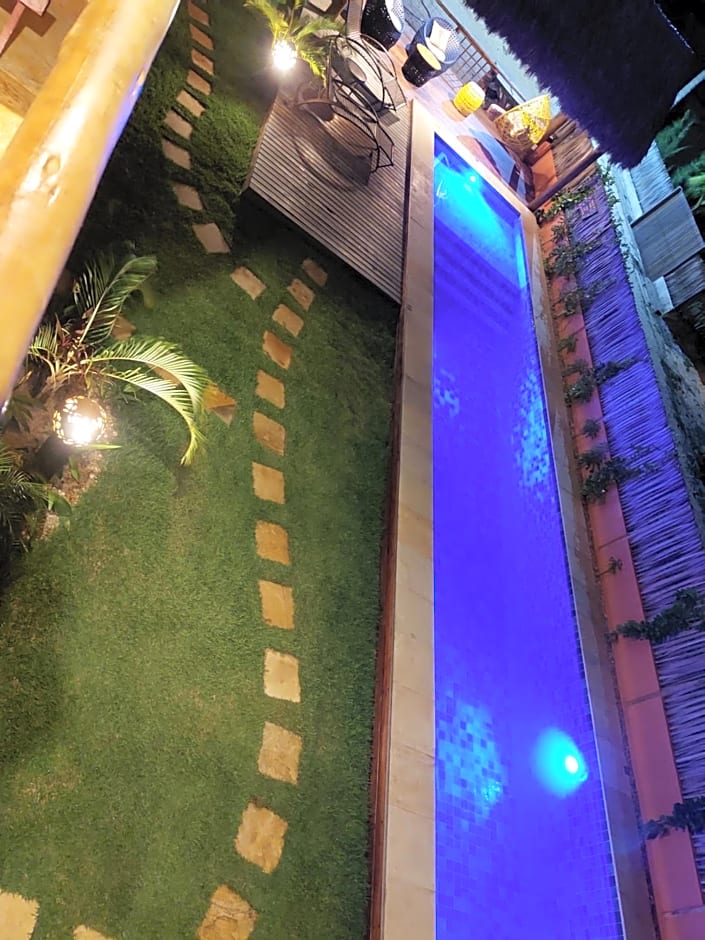 Pousada Flor de Lena- suíte Lírio -Icaraizinho