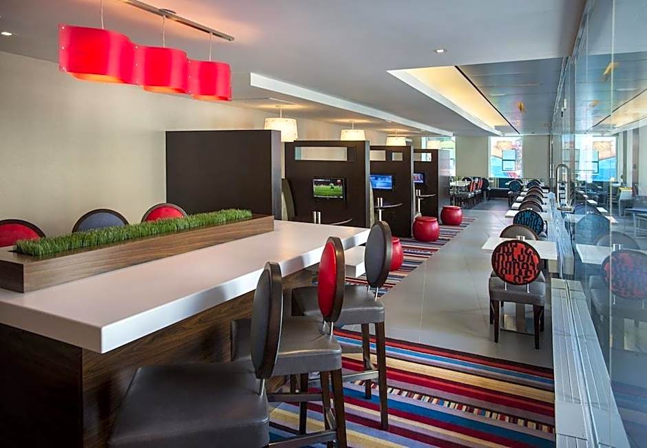 Courtyard By Marriott New York Manhattan/Herald Square