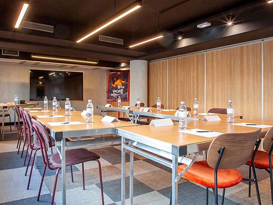 Ibis Nice Aéroport Promenade des Anglais