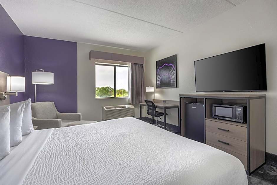 Best Western Bolingbrook Hotel