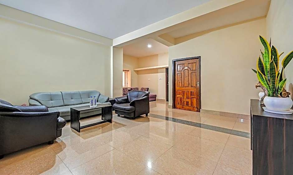 Goroomgo Effective Bollywood Hotels Bhubaneswar