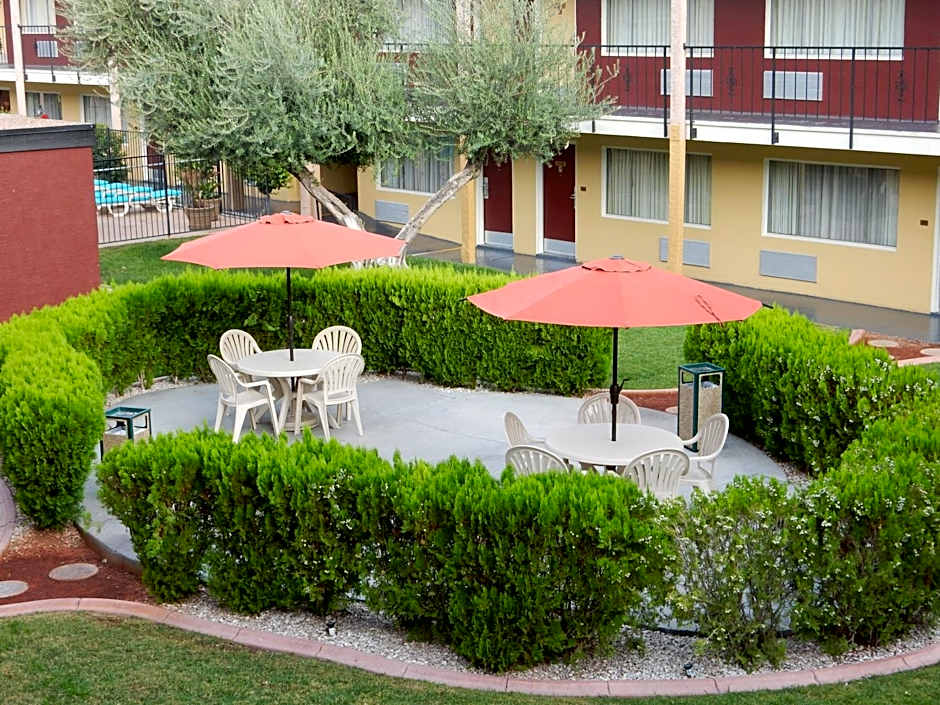 Mardi Gras Hotel & Casino