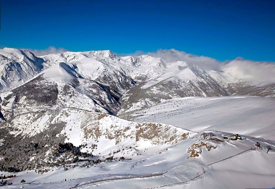 Apartamentos Canillo Pie de Pistas 3000