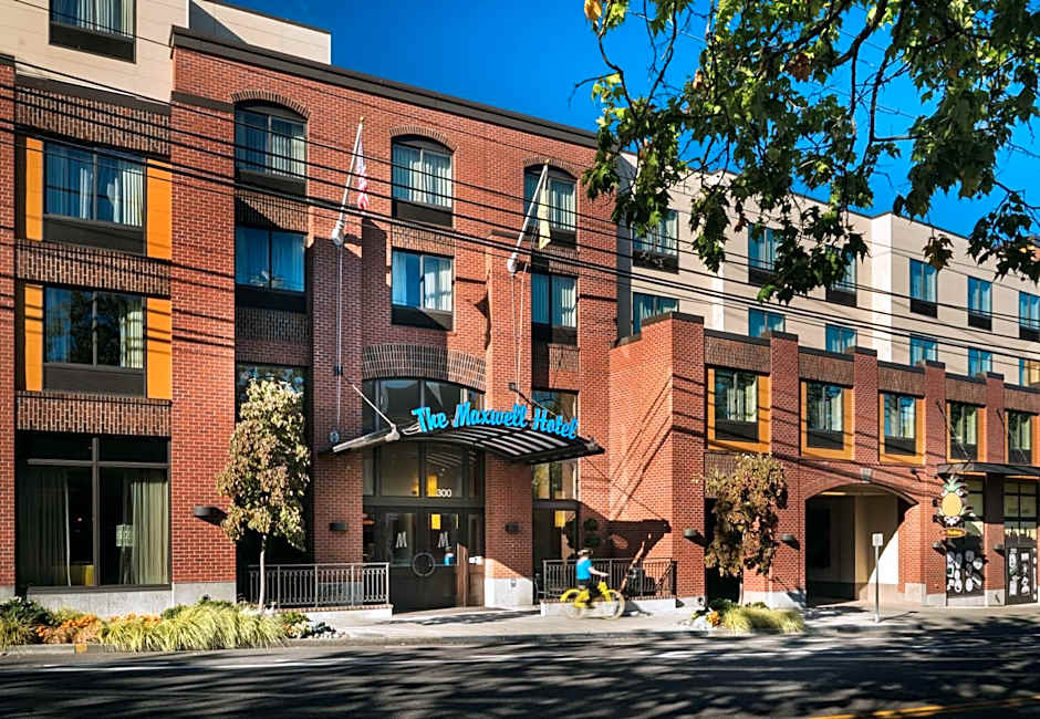 Staypineapple At The Maxwell Hotel