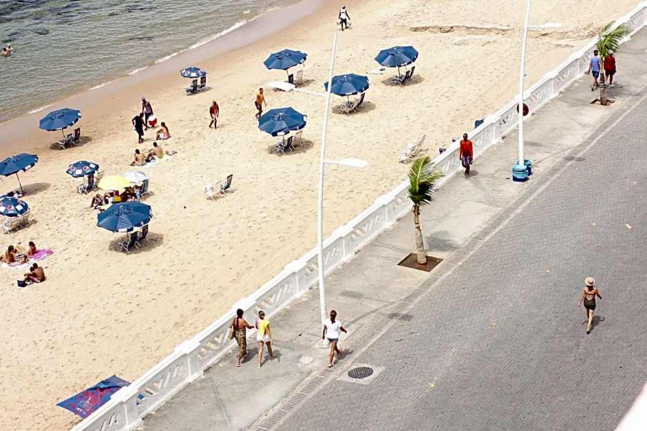 Flat Farol da Barra