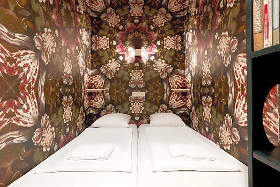 Hotel Not Hotel Amsterdam