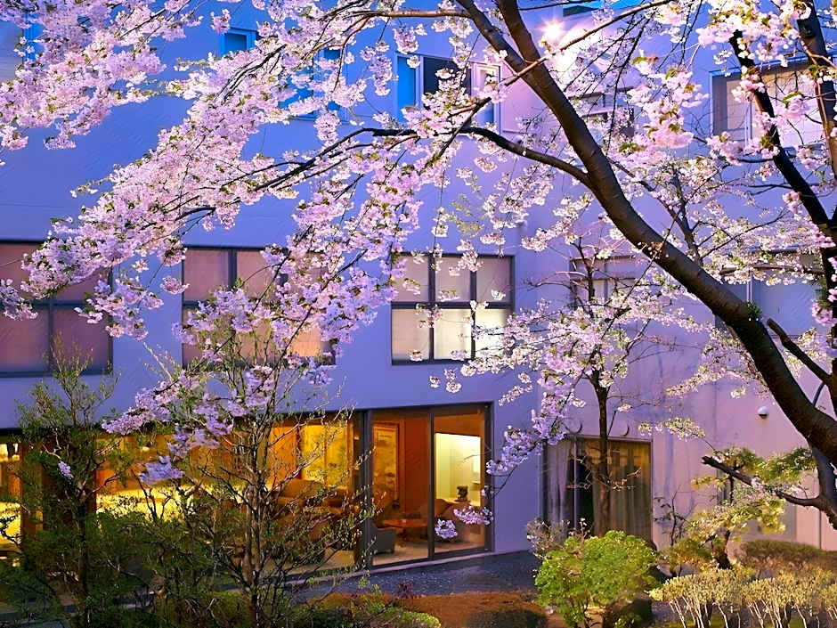 Hanabishi Hotel