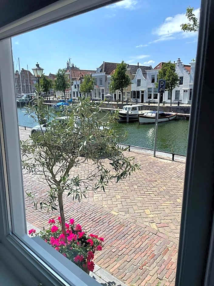 Hotel De Grote Kade - Boutique Heritage Hotel in het historische hart van Goes