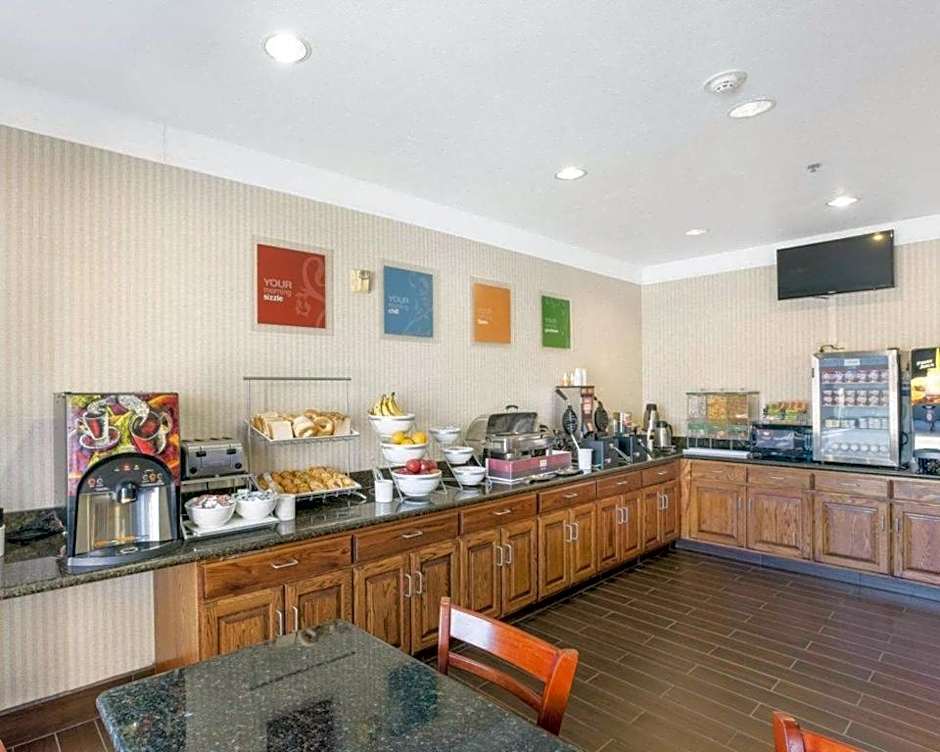 Comfort Suites Plainview