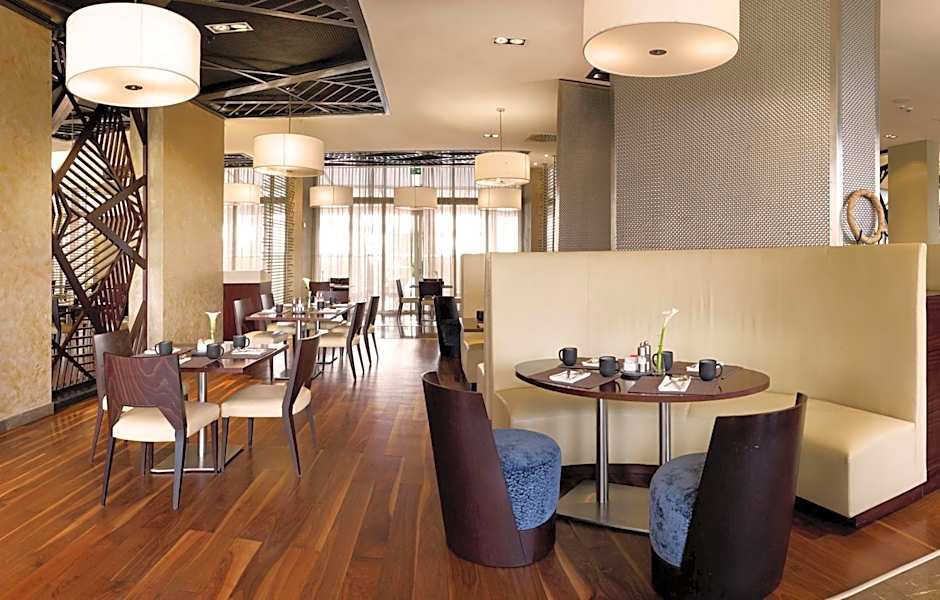 Radisson Blu Hotel & Convention Centre Kigali