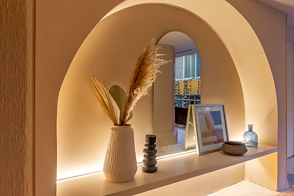 Oliva Plaza Hotel