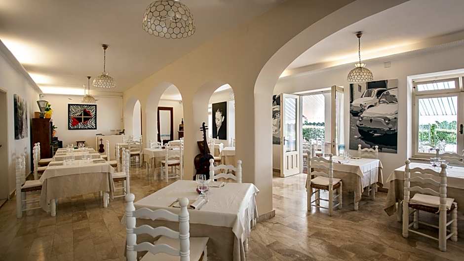 Hotel Sandalyon