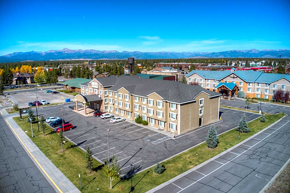 Yellowstone Park Hotel