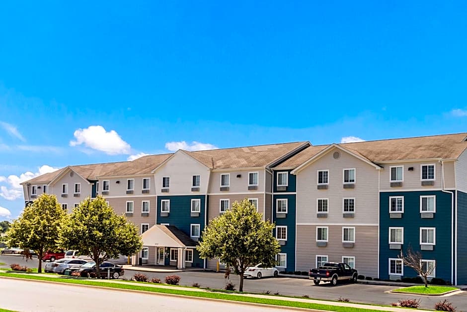 WoodSpring Suites Bentonville