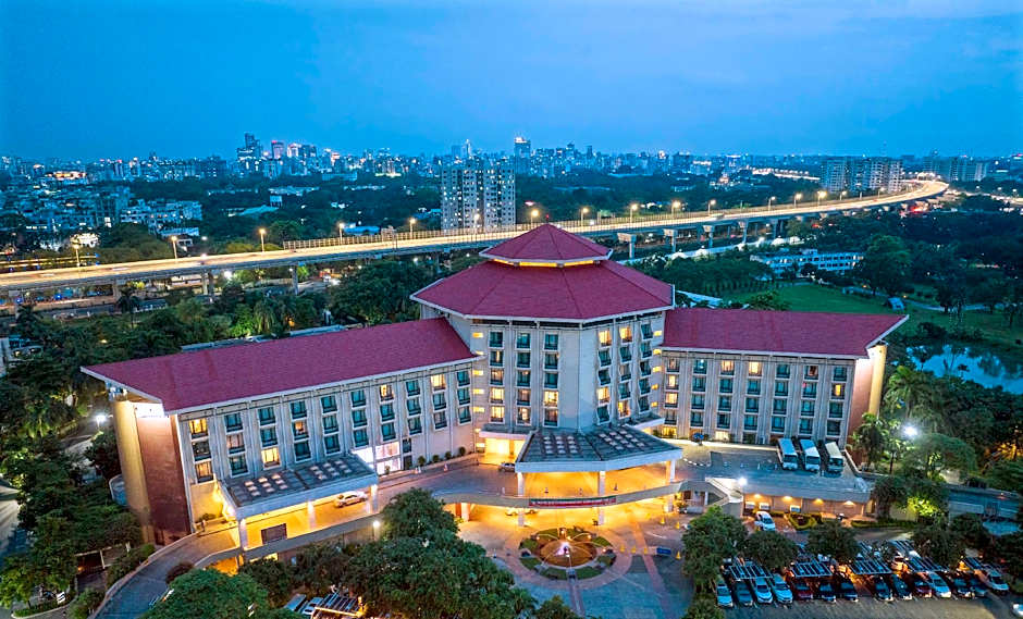Radisson Blu Dhaka Water Garden