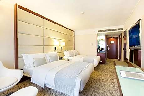 Executive Club Premier Room