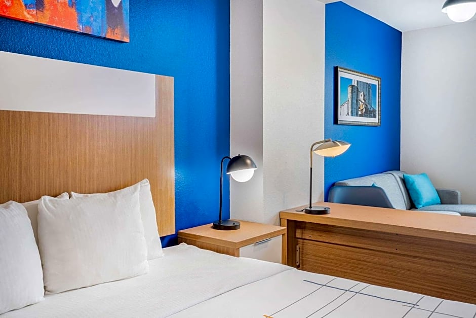 La Quinta Inn & Suites by Wyndham Katy