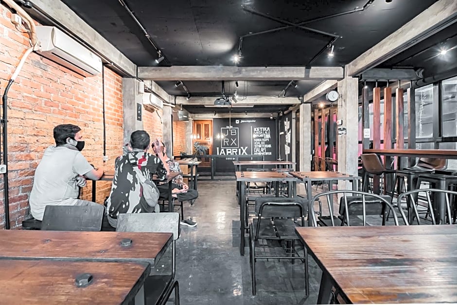 Jabrix Hotel Mitra RedDoorz