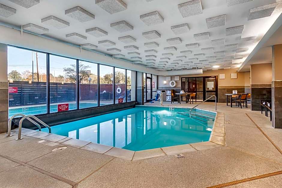 Drury Inn & Suites Atlanta Airport