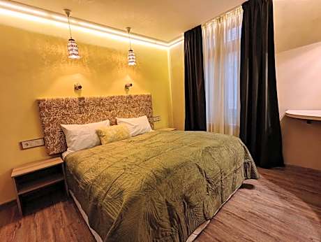 Покрит Мост