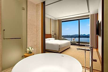 Ambassador One Bedroom