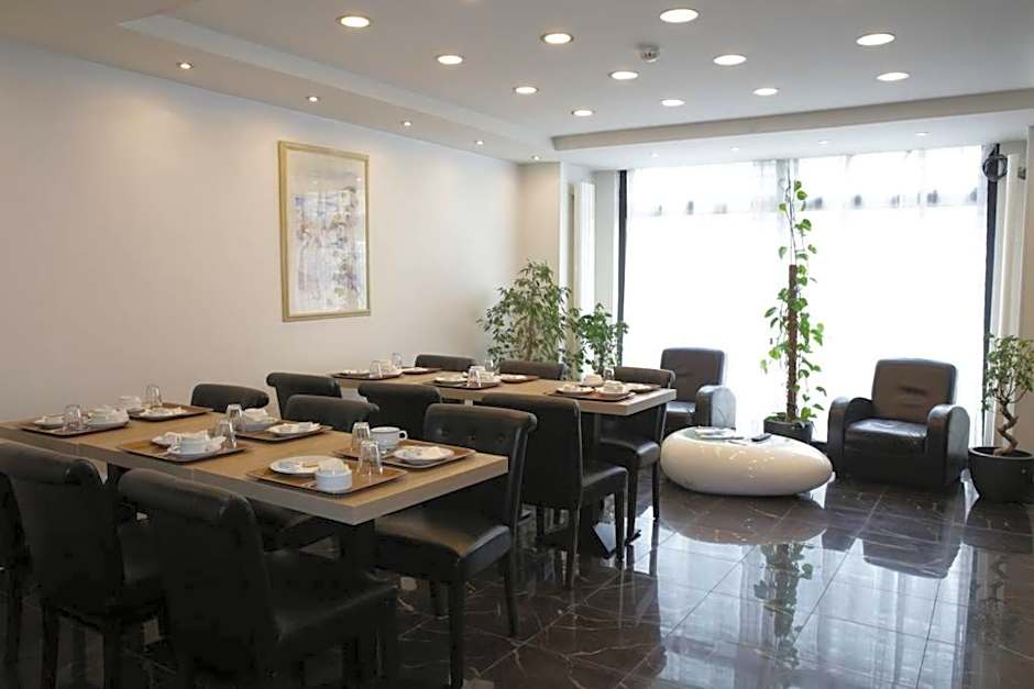 Luxor Bastille Hotel