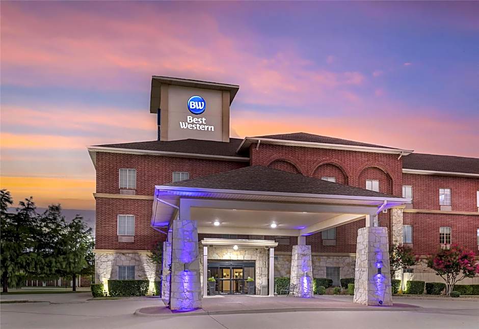 Best Western Red River Inn & Suites