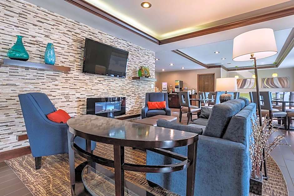 Comfort Inn & Suites Butler