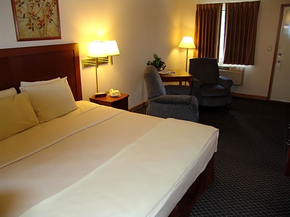 Super 8 by Wyndham Branson - Shepherd of the Hills Exwy
