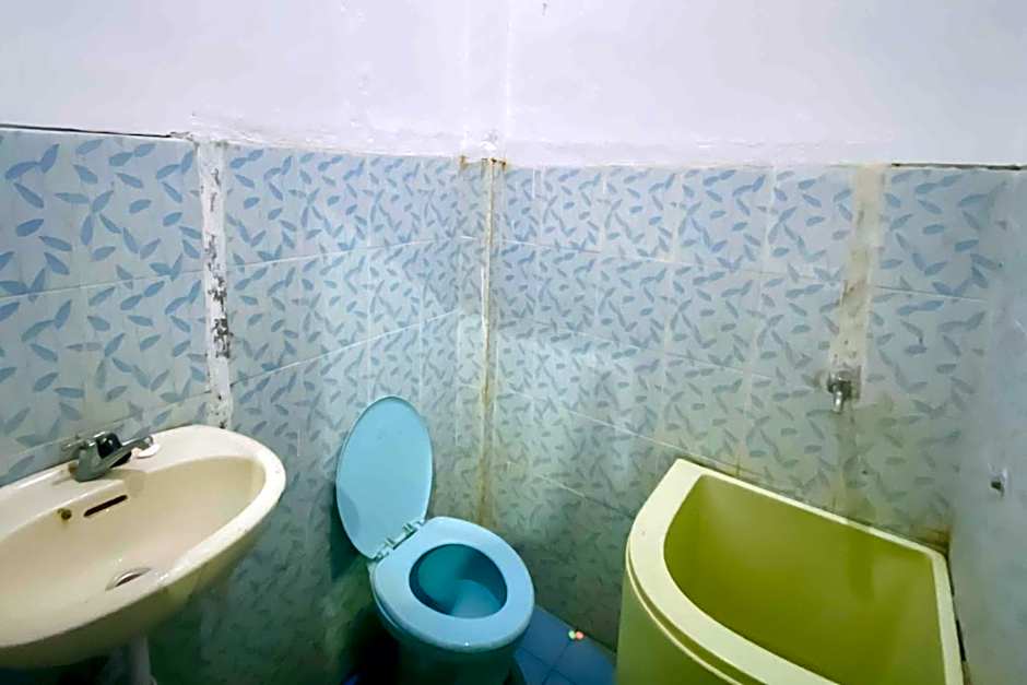 Kanca Homestay Syariah RedPartner near GOR Untung Suropati