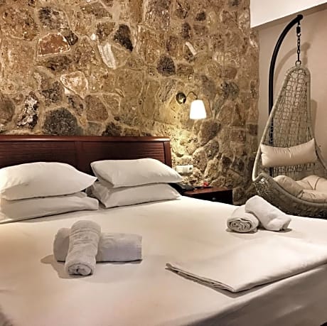 HOTEL KASTRI SUITE