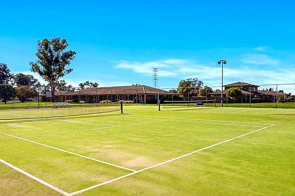 Quality Inn Carriage House