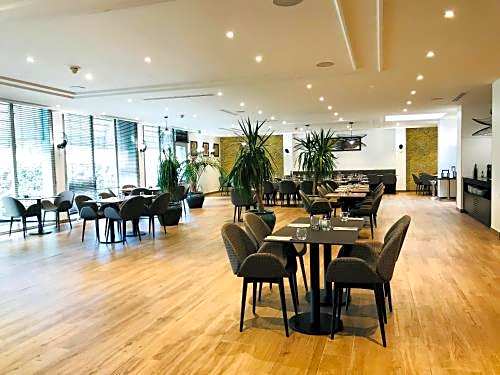 Hotel Inn Paris CDG Airport