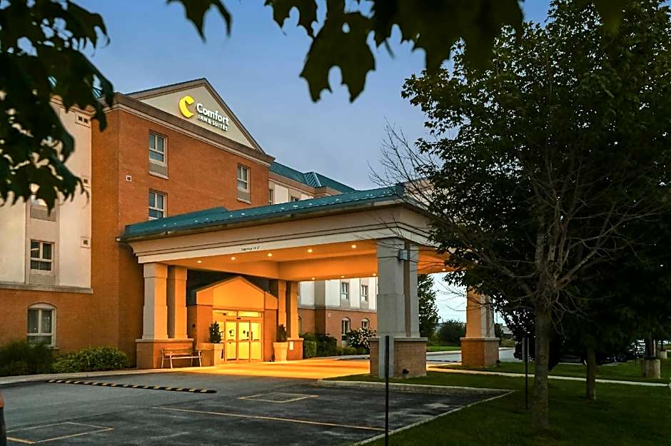 Comfort Inn & Suites