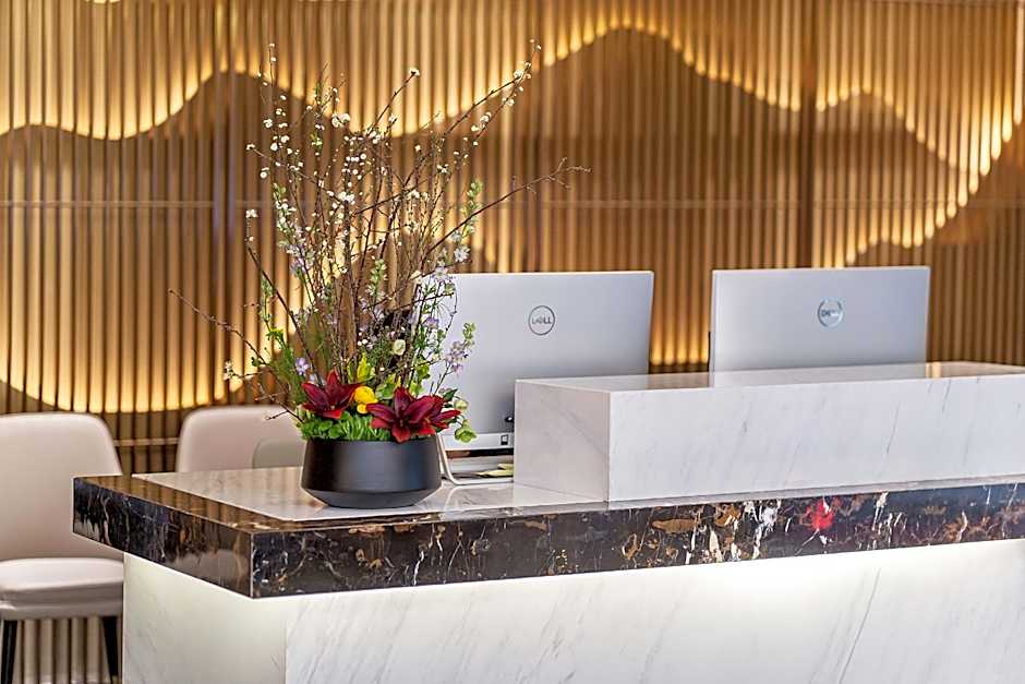 Guangzhou Tianhe Hotel