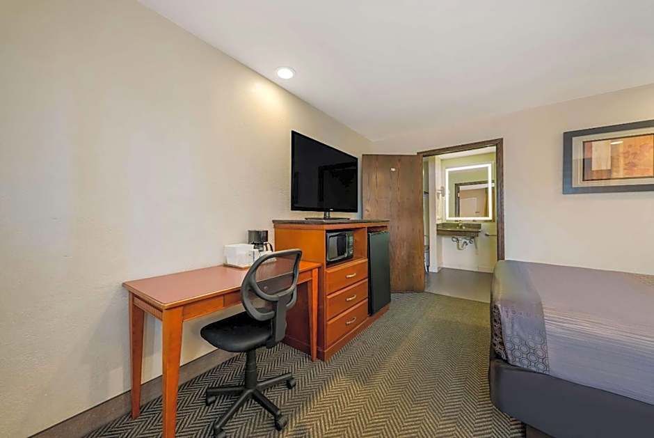 Rodeway Inn