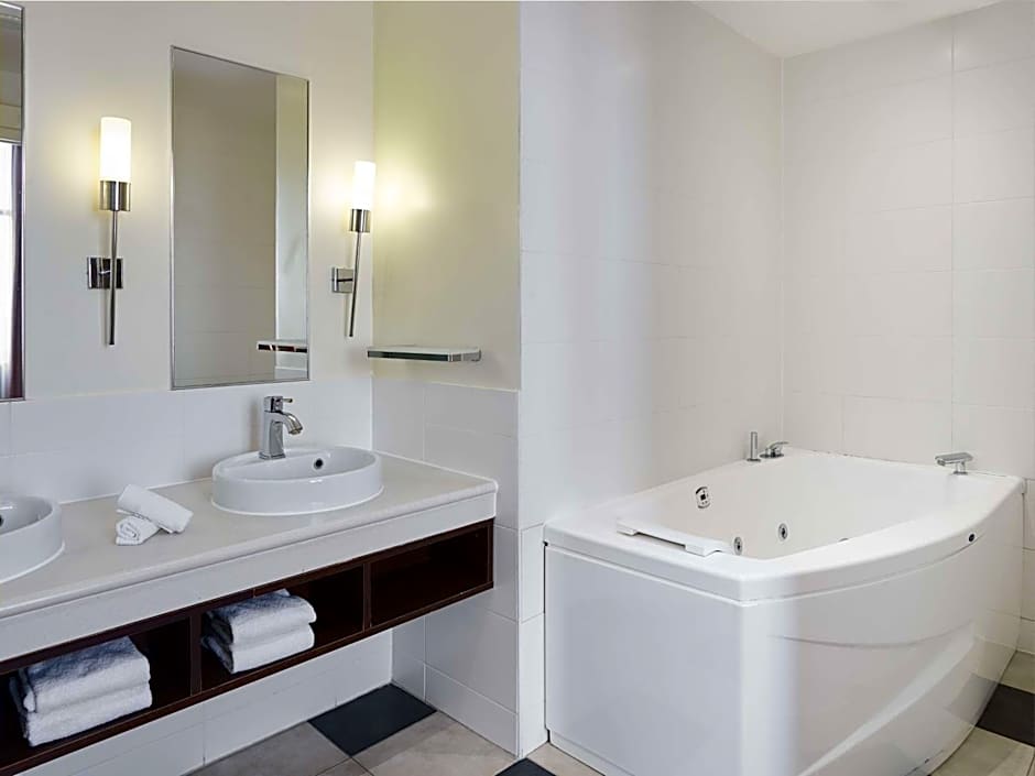 Hotel Paris Marne-la-Vallee by IHG