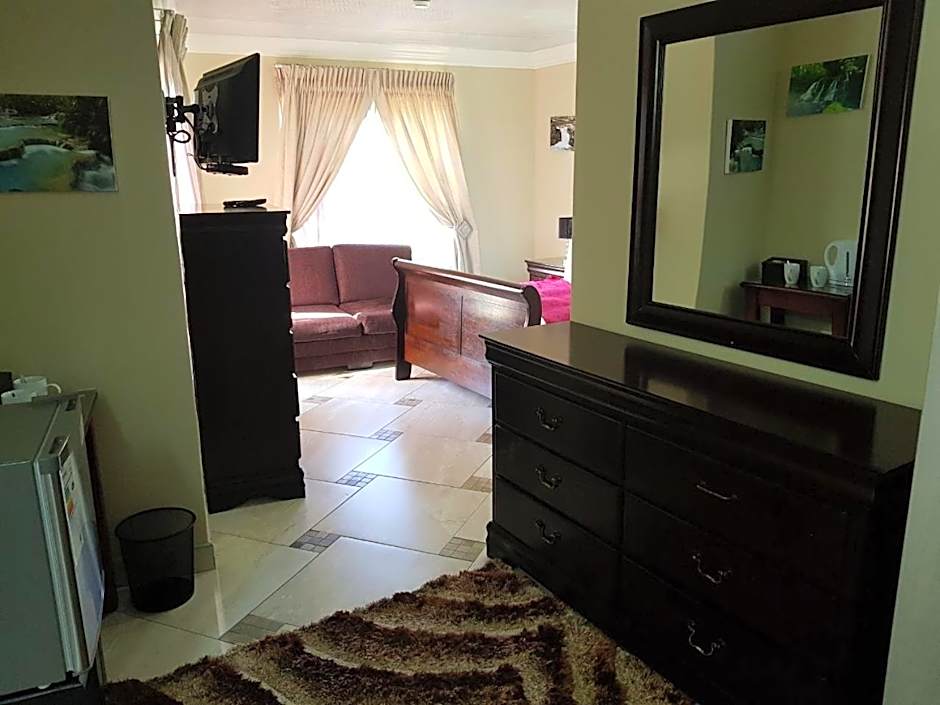 Falling Waters Guest House