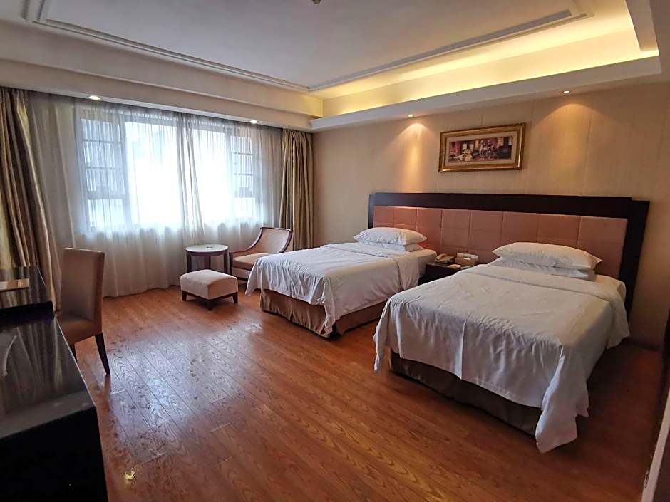 Vienna International Hotel Yangshuo West Street                                                 