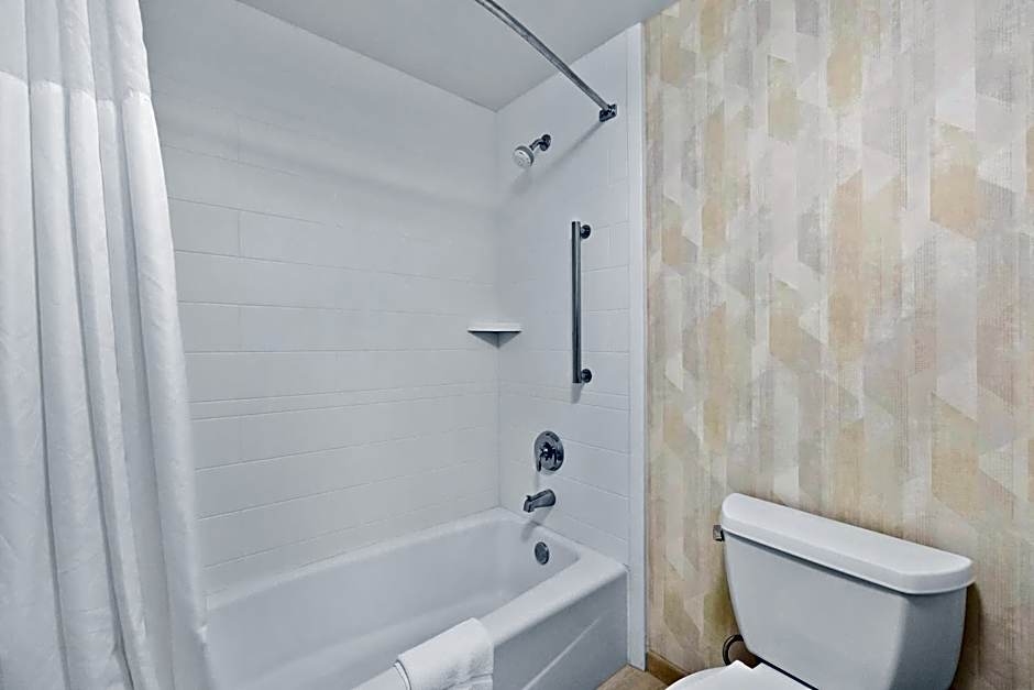 Hampton Inn By Hilton And Suites Lancaster