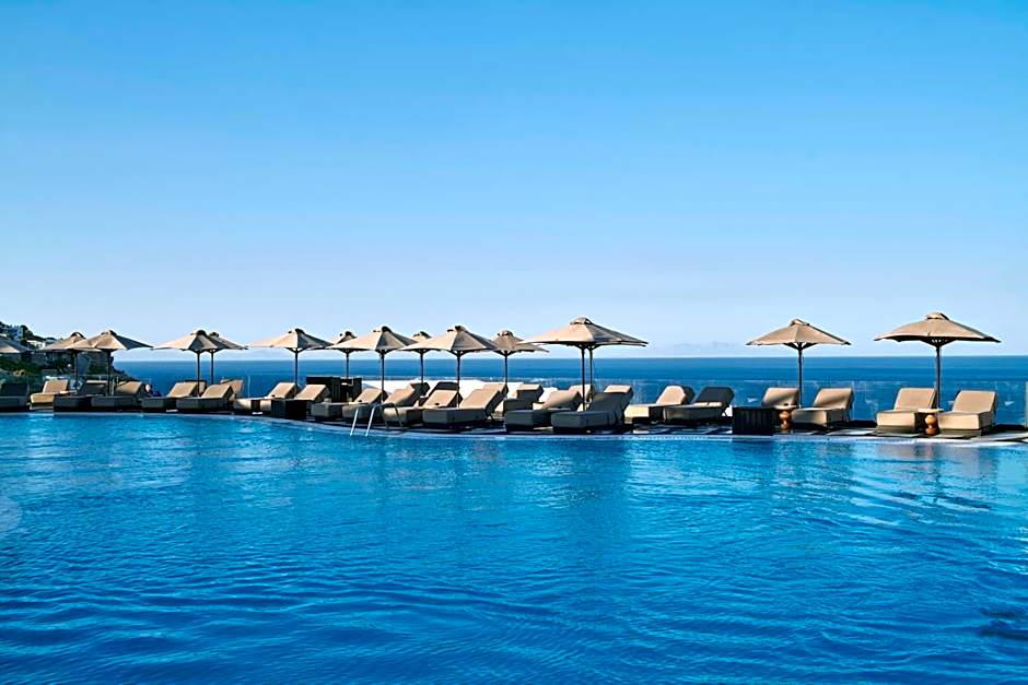 Royal Myconian - Leading Hotels of the World