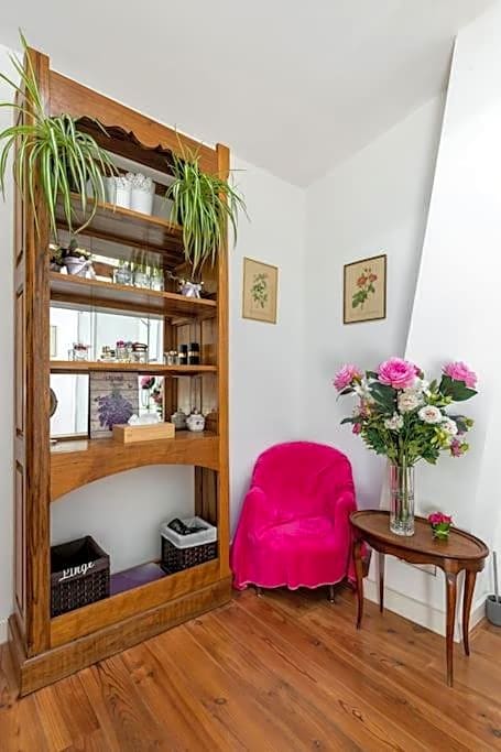 Six chandelles m'étaient comptées