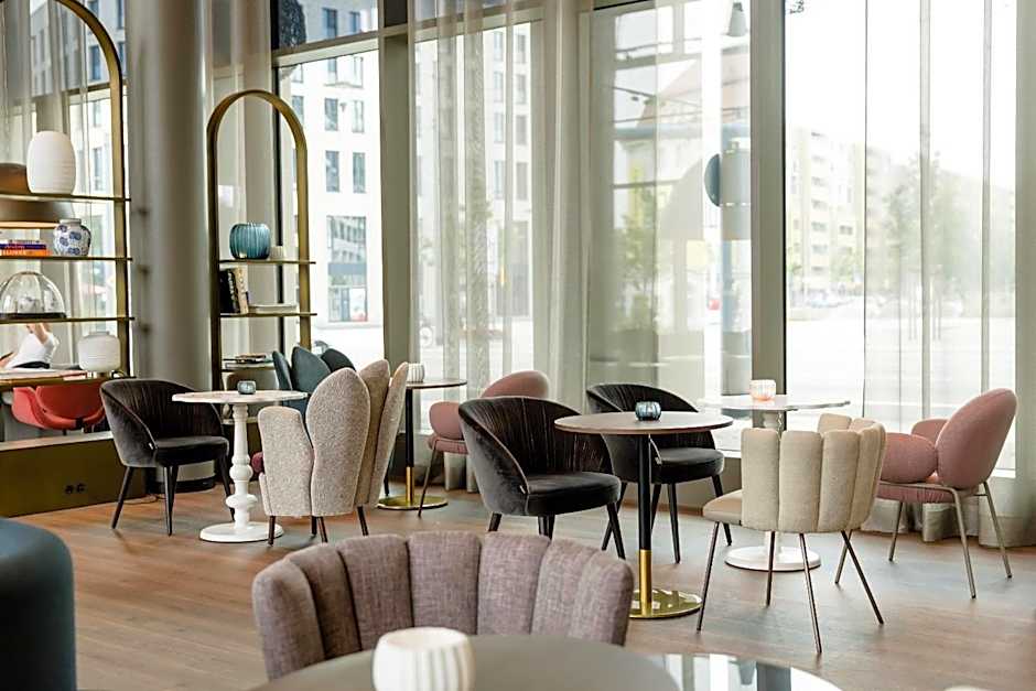 Motel One Dresden am Zwinger