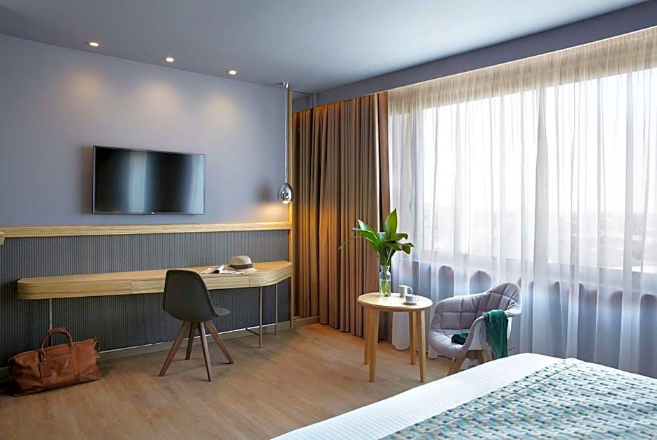 Wyndham Grand Athens