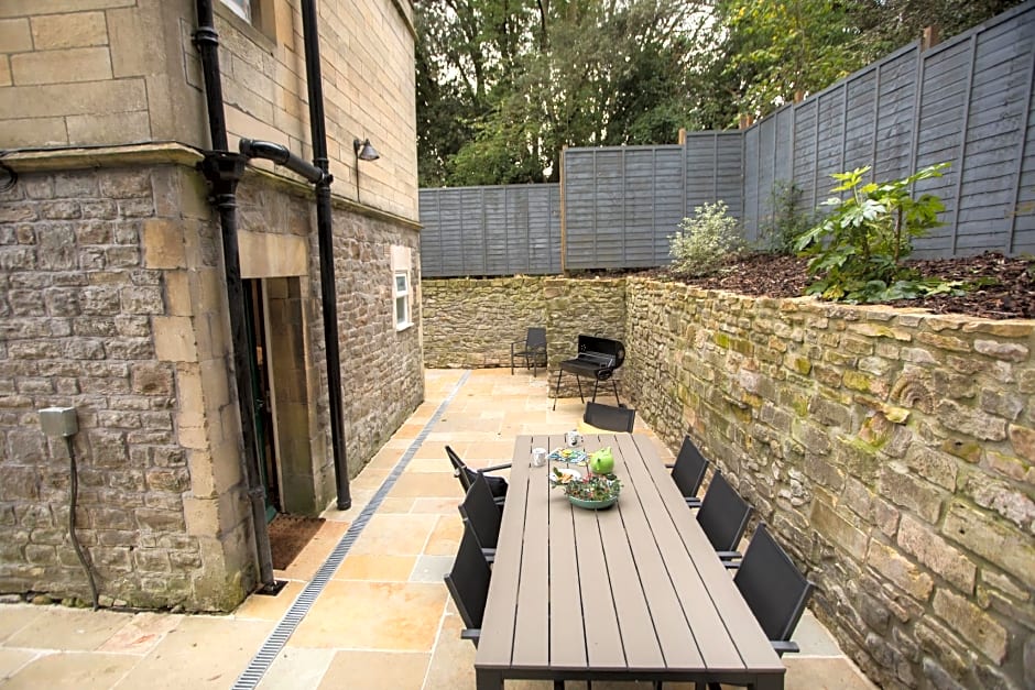 Locksbrook Lodge - Hot Tub - Spacious Outdoor Space