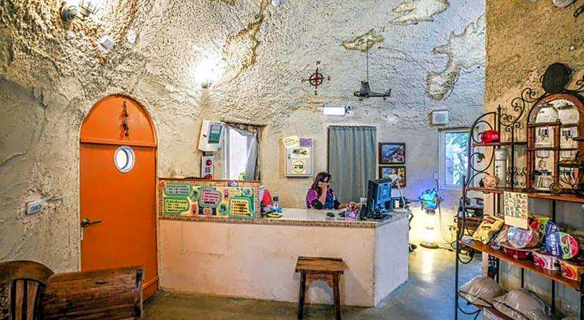 HI-BI Outer Space House BnB