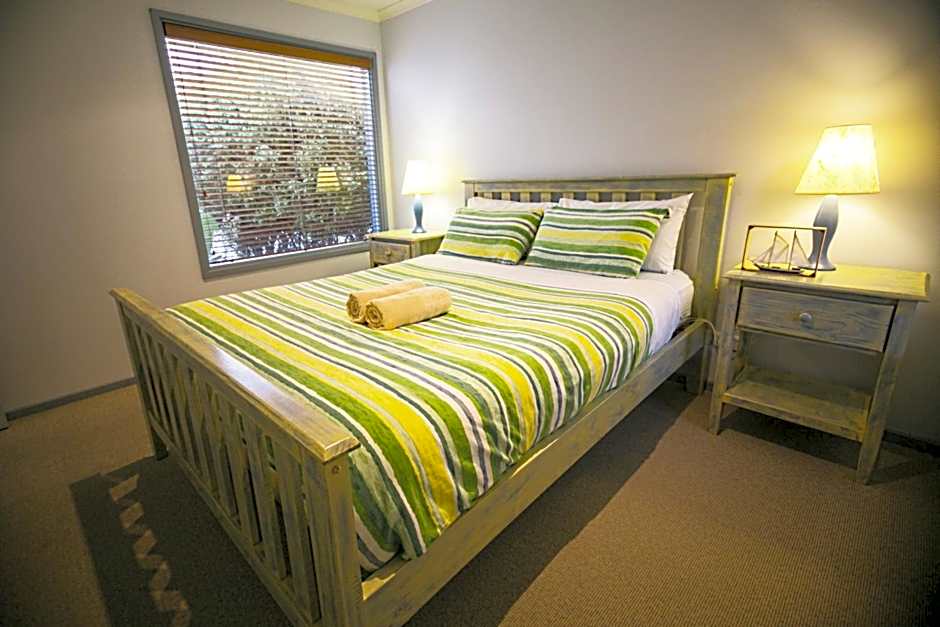 Rayville Boat Houses