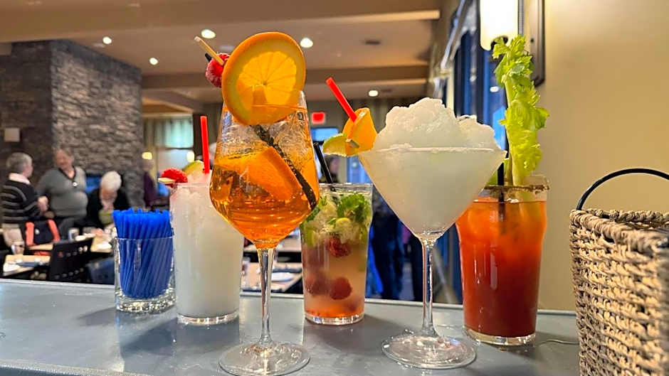 Divya Sutra Plaza and Conference Centre, Vernon