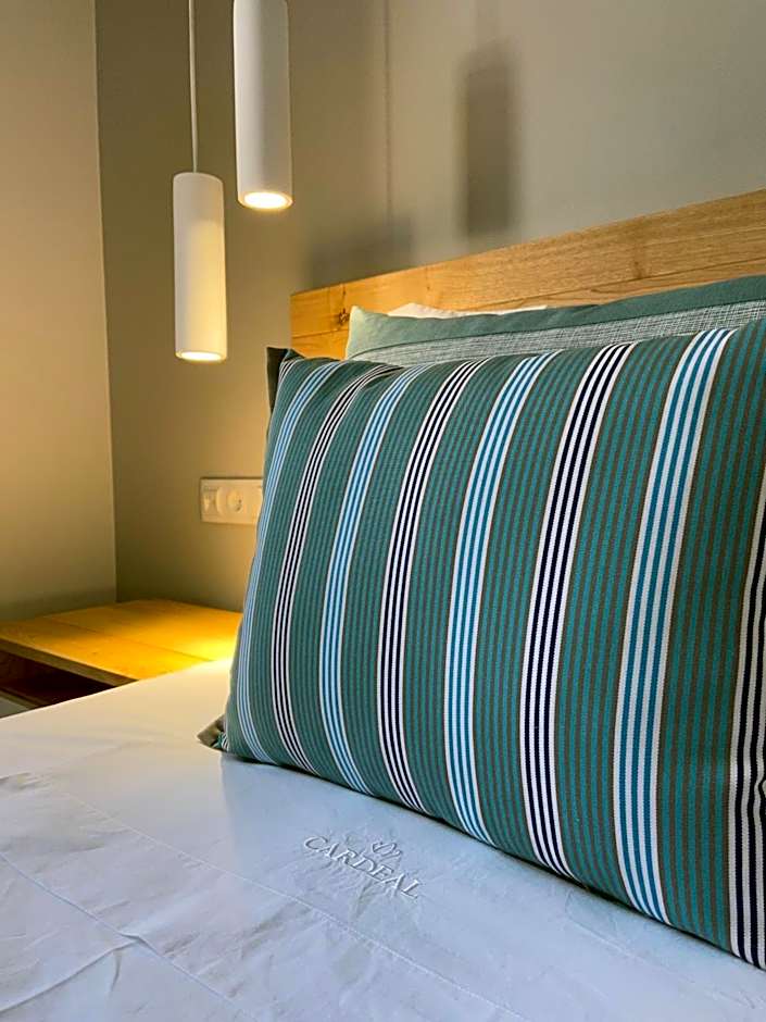 Cardeal Suites & Apartments